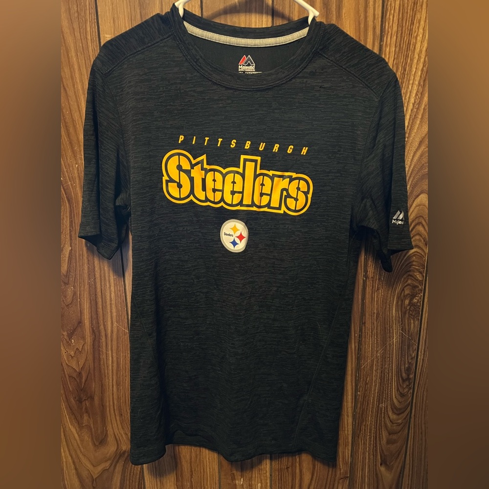 NWOT Pittsburgh Steelers Majestic Shirt